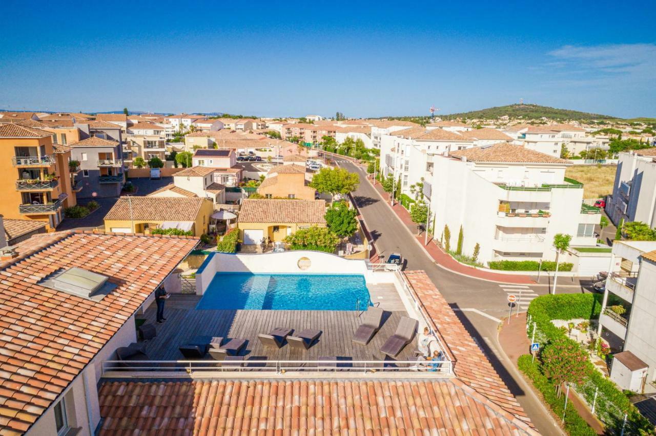 Hotel Grand Cap Rooftop Pool 2*